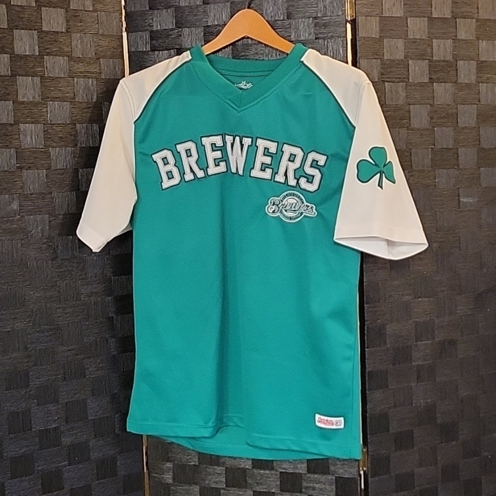 Milwaukee Brewers St Patrick's Day Jersey.